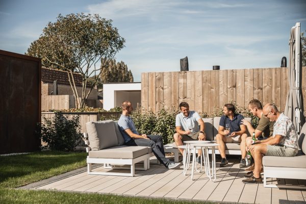 Holiday home with wellness garden and barbecue